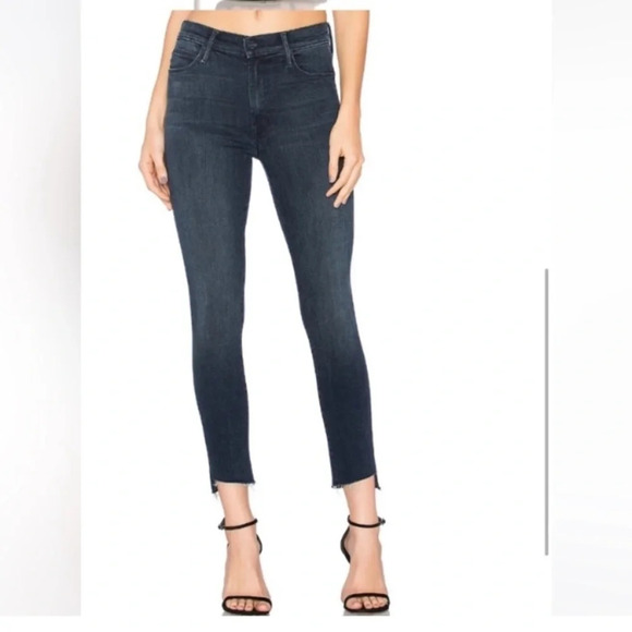 Mother - Stunner Zip Ankle
Fray color is called a trip down memory lane. Size 25 - Picture 3 of 14